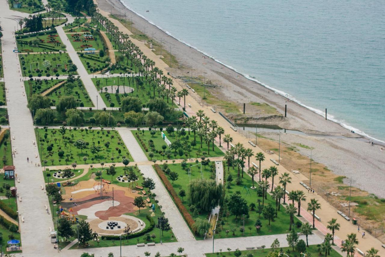 Swiss Quality Apartments Batumi Exterior photo
